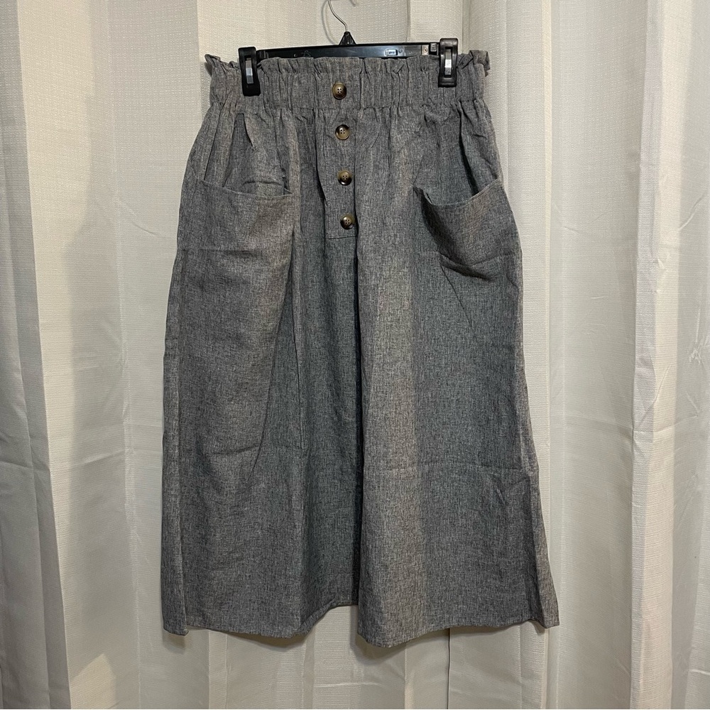 SHEIN Gray A Line Skirt Elastic Waist‎ Front Pockets Button Detail Size Large